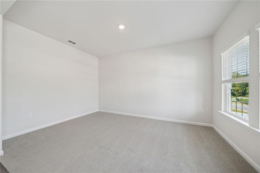 Spacious, unfurnished interior of a new home in Preserve at Mountain Creek, Pendergrass (Image 24).