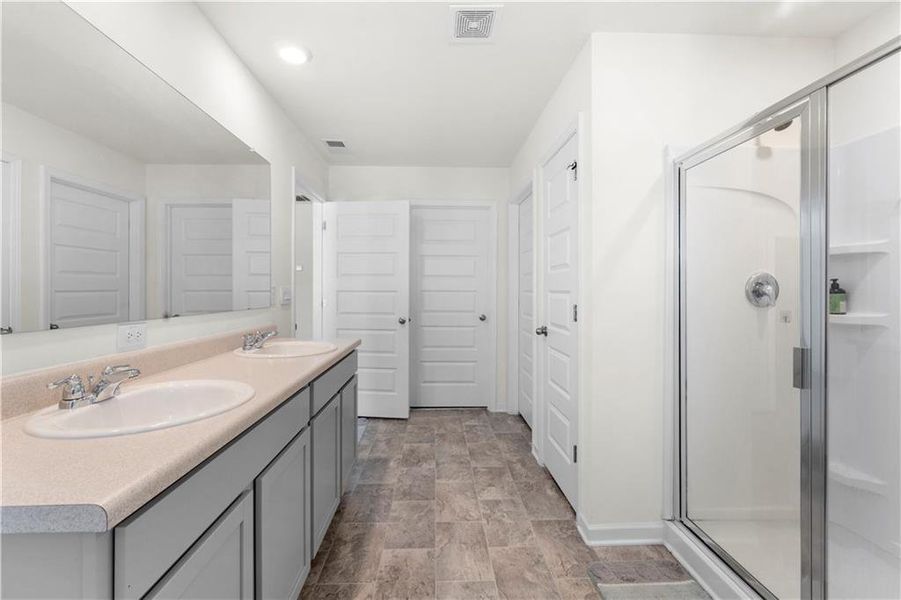 Furnished interior view inside a new home in Summerwind, Dacula (Image 20).