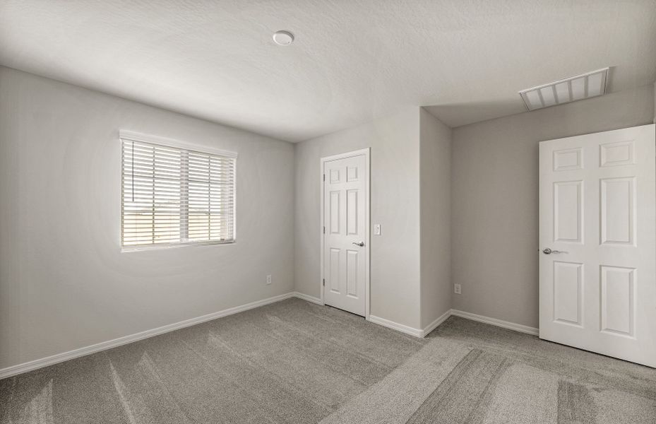 Spacious, unfurnished interior of a new home in Visara, Surprise (Image 23).
