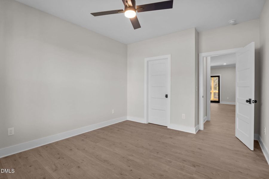 Guest bedroom Guest bedroom