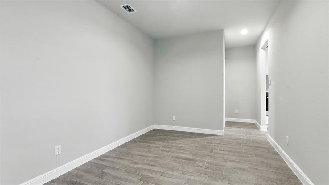 Spacious, unfurnished interior of a new home in Retta Estates, Mansfield (Image 14).