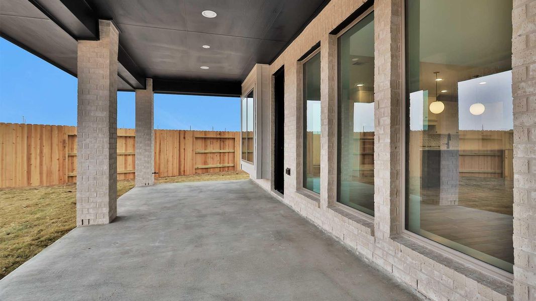 Exterior details and patio area of a home in StoneCreek Estates, Richmond (Image 4).