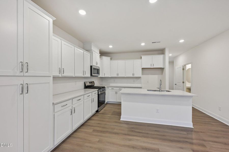 13-web-or-mls-Kensley Grv Ln-S0602-013