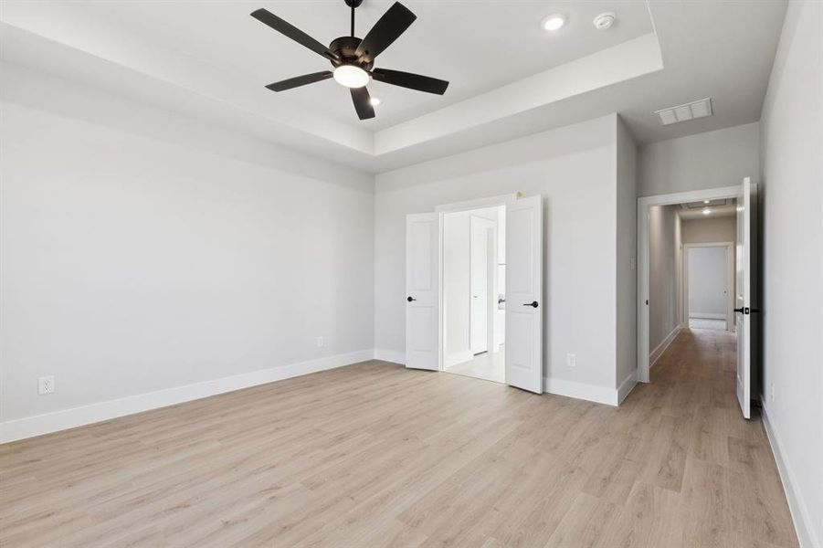 Spacious, unfurnished interior of a new home in Ellis Ranch Estates, Waxahachie (Image 22).