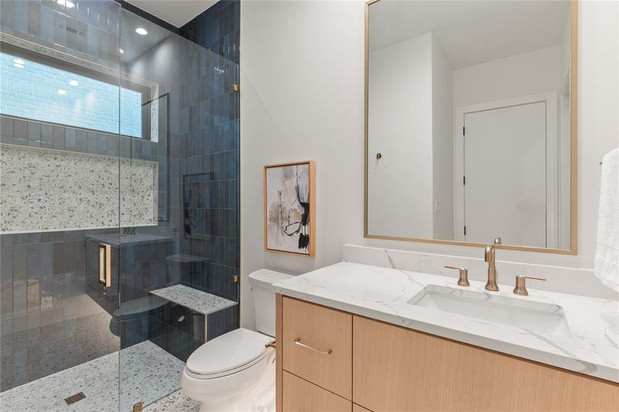 Furnished interior view inside a new home in , Dallas (Image 12).