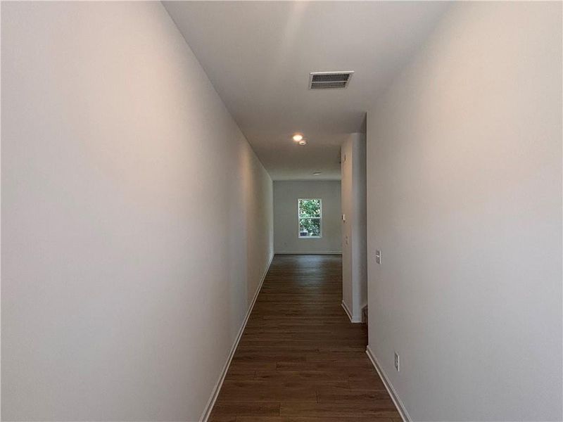 Spacious, unfurnished interior of a new home in Leydenview, Mableton (Image 36).