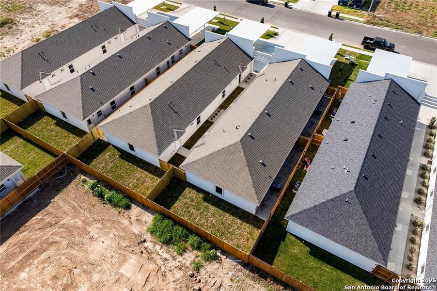 Image 16 of a home in .