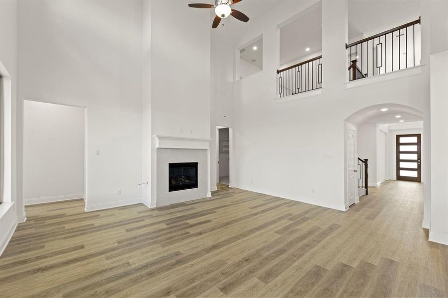 08. 520 Carlow - Family (2) 08. 520 Carlow - Family (2)