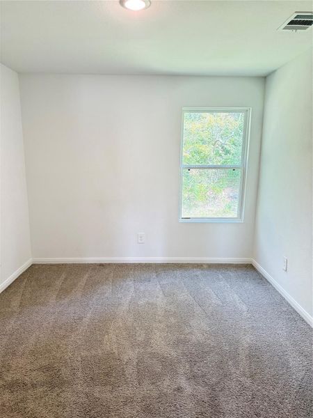 Spacious, unfurnished interior of a new home in Marie Village, Conroe (Image 6). Spacious, unfurnished interior of a new home in Marie Village, Conroe (Image 6).