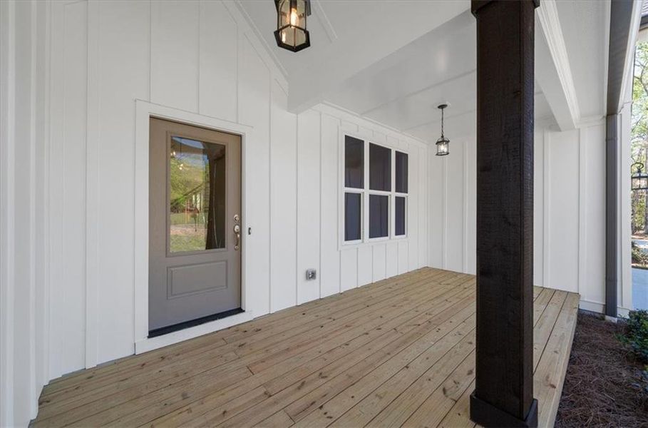 Exterior details and patio area of a home in , Gainesville (Image 31).