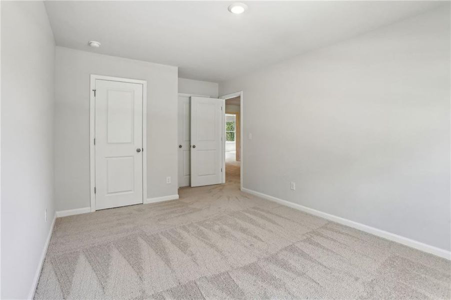 Spacious, unfurnished interior of a new home in The Hills at Cedar Creek, Winder (Image 18).