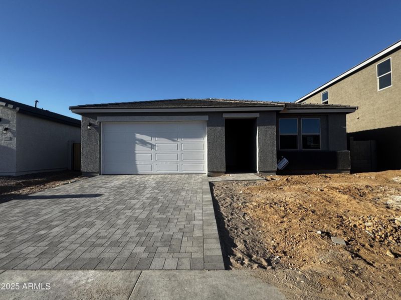 001_Elevation 001_Elevation