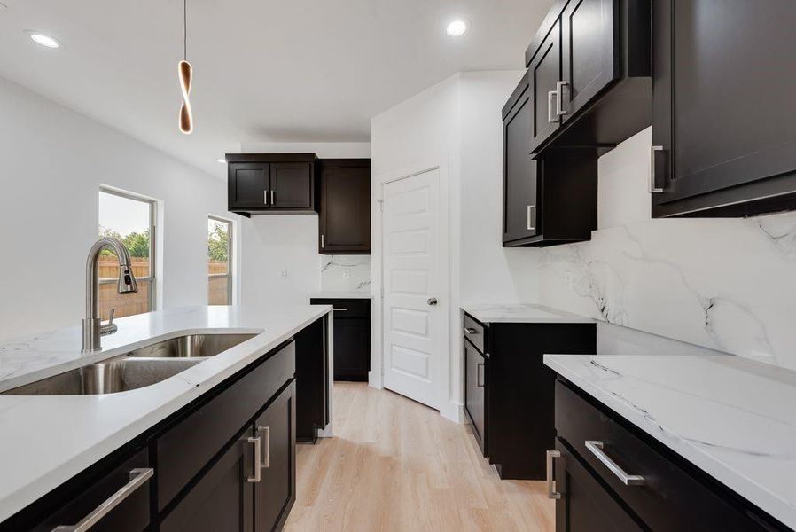 Furnished interior view inside a new home in , Dallas (Image 7).