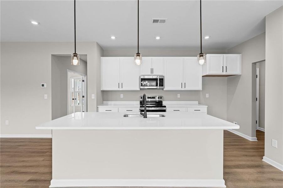 Furnished interior view inside a new home in Crossvine Estates, Braselton (Image 10).