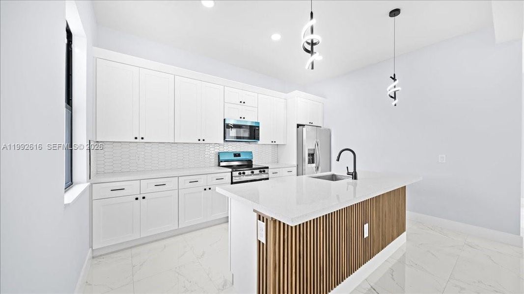 Furnished interior view inside a new home in , Cape Coral (Image 12).