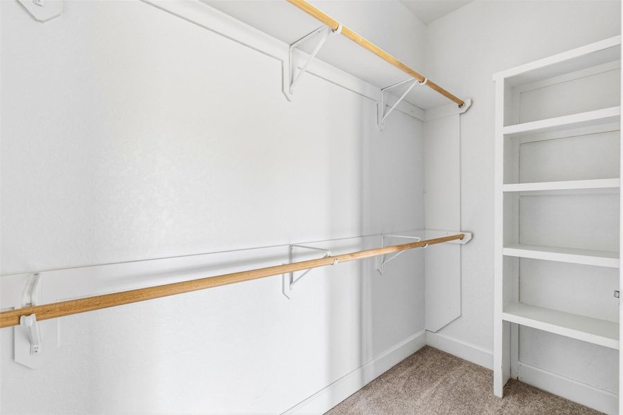 Spacious, unfurnished interior of a new home in , San Antonio (Image 29).