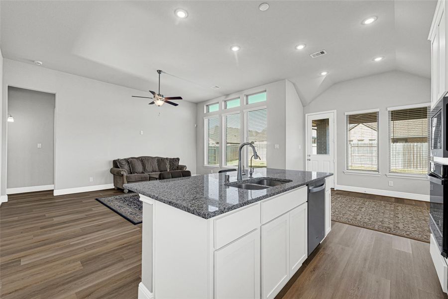Furnished interior view inside a new home in Edgewater, Webster (Image 7).