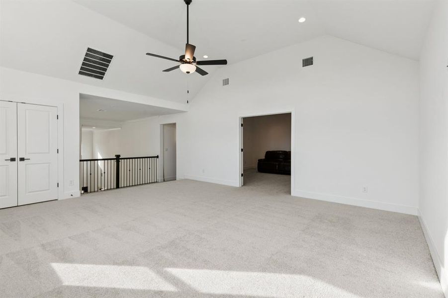 Spacious, unfurnished interior of a new home in , Copper Canyon (Image 34).