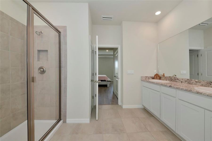 Furnished interior view inside a new home in Coddington, Bradenton (Image 38).