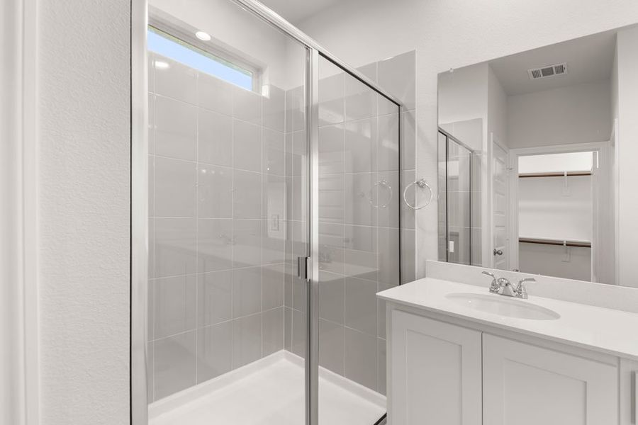 Front exterior of a new home in Northspur, Terrell, TX, highlighting curb appeal (Image 20). Front exterior of a new home in Northspur, Terrell, TX, highlighting curb appeal (Image 20).