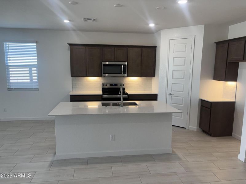 Lot 159 Kitchen #3 Lot 159 Kitchen #3