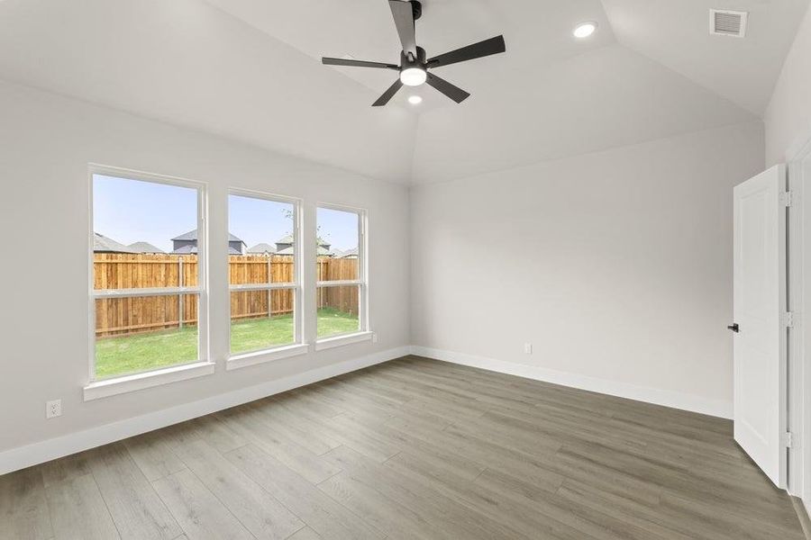 Spacious, unfurnished interior of a new home in Valencia on The Lake, Little Elm (Image 13). Spacious, unfurnished interior of a new home in Valencia on The Lake, Little Elm (Image 13).