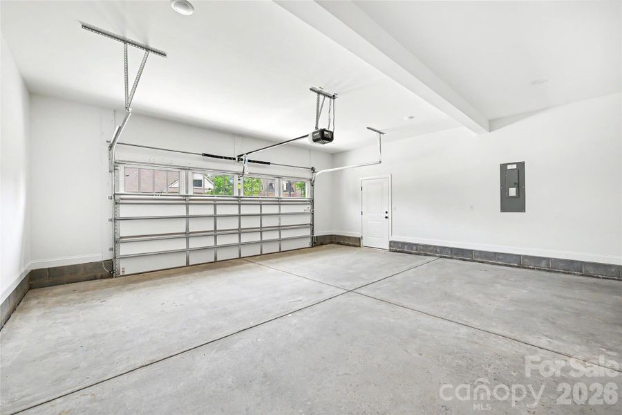 Spacious, unfurnished interior of a new home in , Mint Hill (Image 39).