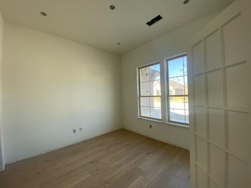 Image 10 of a home in Morningstar.