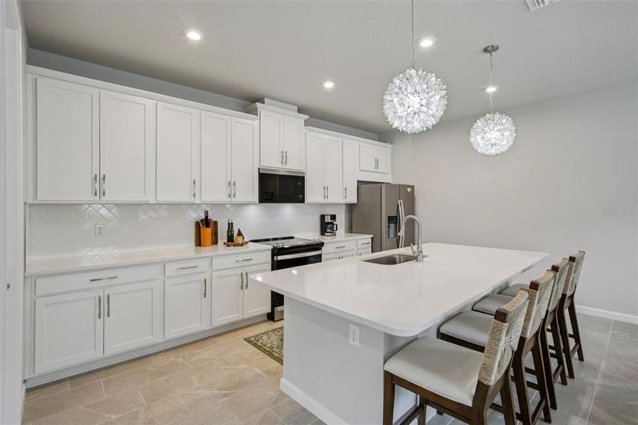 Furnished interior view inside a new home in , Venice (Image 6).