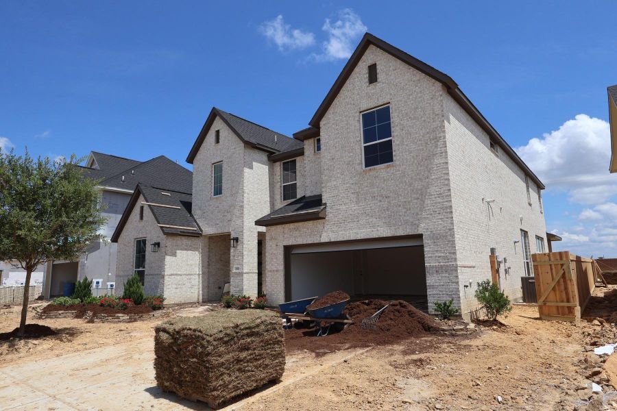 In-progress construction of a new home in Dunham Pointe, Cypress, TX (Image 10).