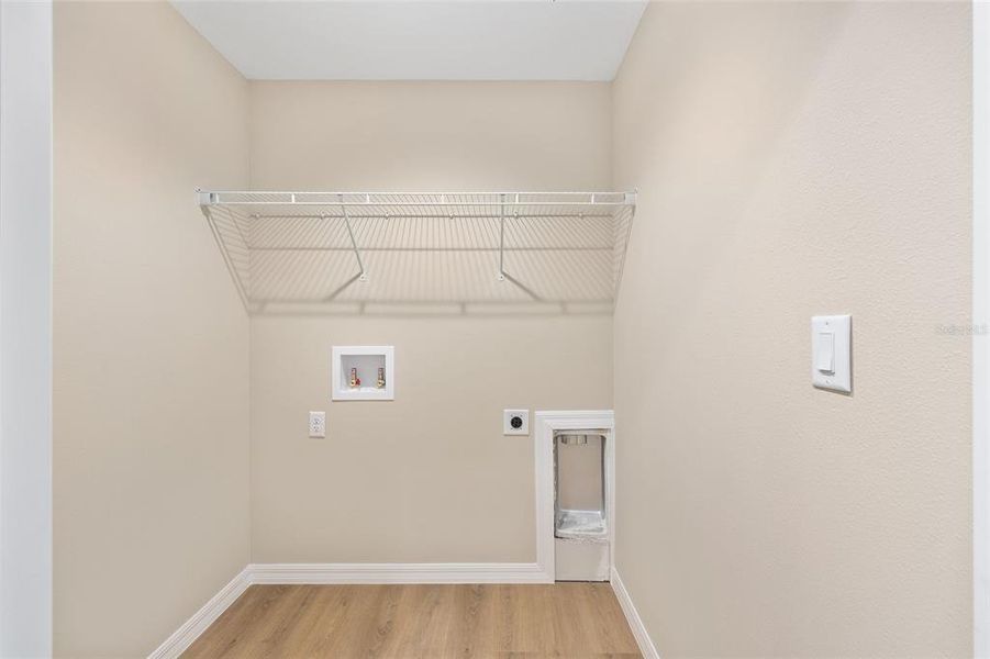 Spacious, unfurnished interior of a new home in , Ocala (Image 79).