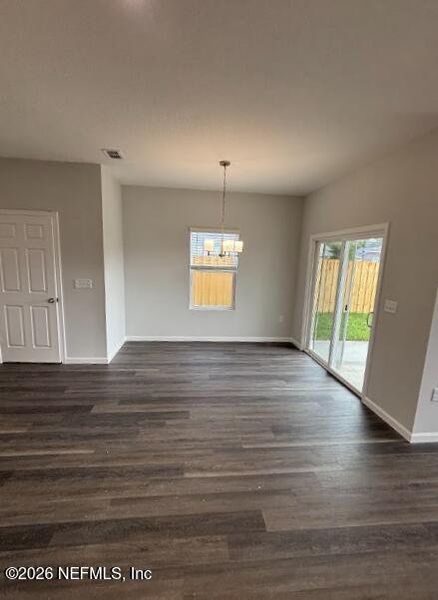 Spacious, unfurnished interior of a new home in , Jacksonville (Image 9).