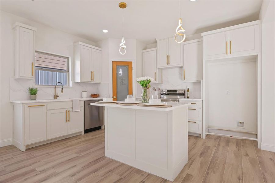 Furnished interior view inside a new home in , Fort Worth (Image 10).