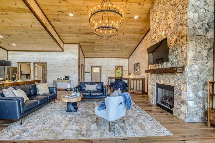 Image 49 of a home in .