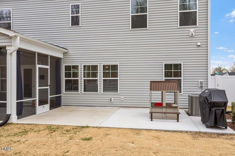 4038 Front Runner Dr. 4038 Front Runner Dr.