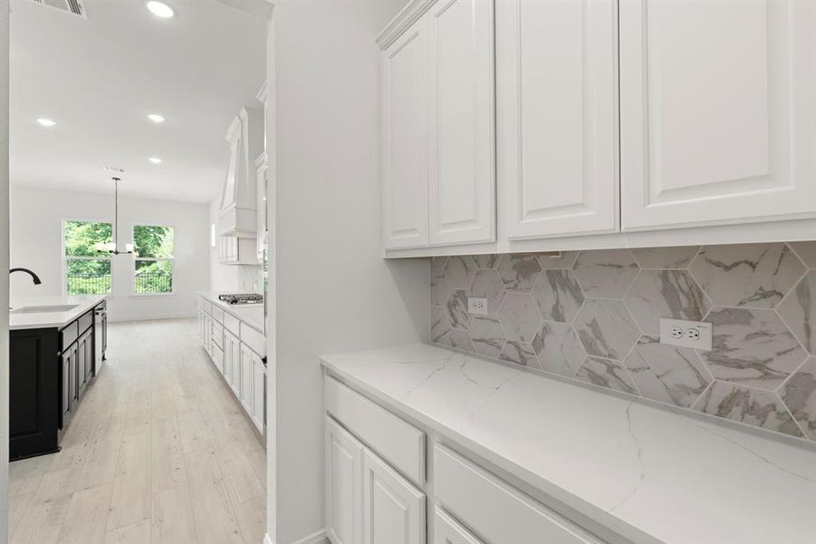 13. 6401 Olive Branch - Kitchen (3)