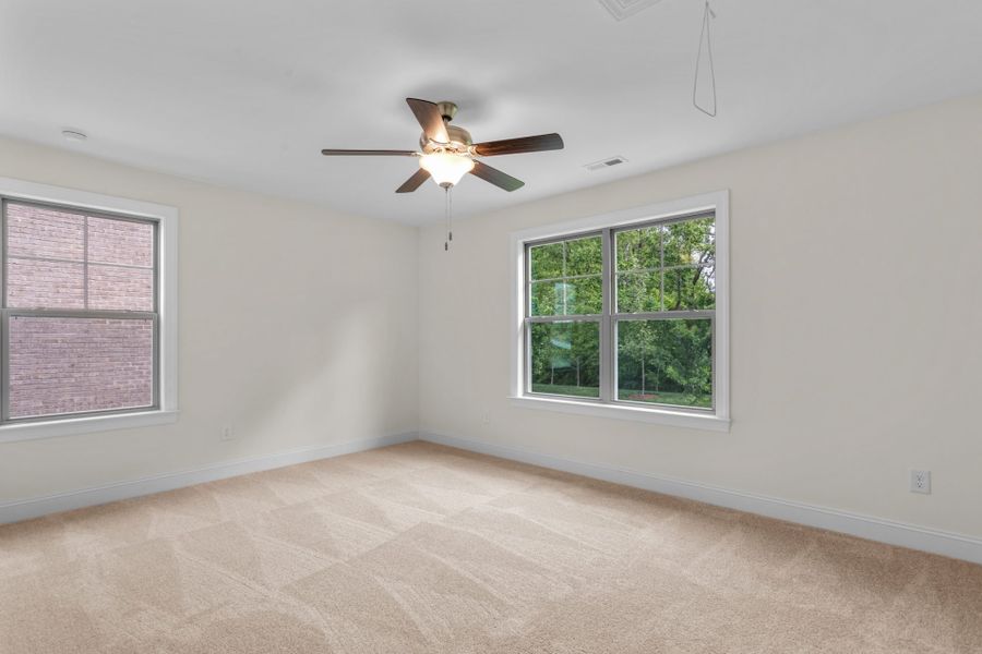 Representative unfurnished interior of a home built from the Fairfield Lux by Keystone Homes NC in Weybridge, Burlington (Image 31).
