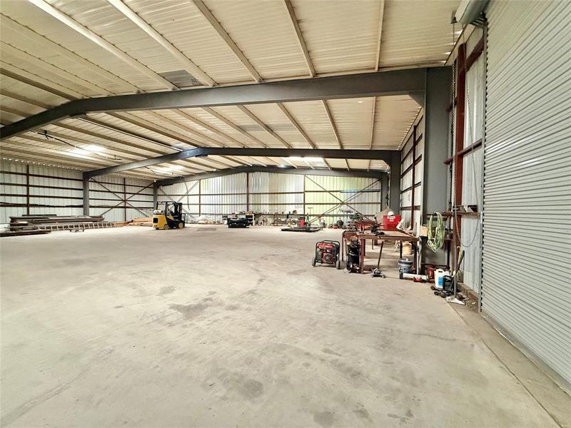 6000 sqft Warehouse