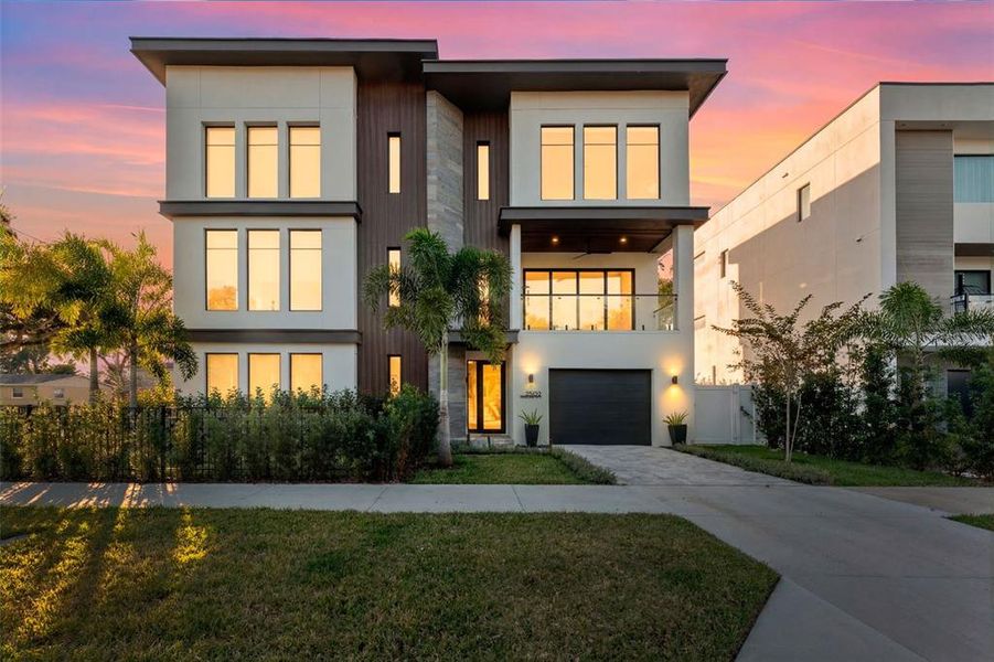 Front exterior of a new home in , Tampa, FL, highlighting curb appeal (Image 24).