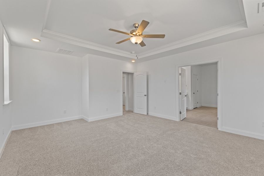 Representative unfurnished interior of a home built from the The Hampton by RobuckHomes in Baylee Ridge, Selma (Image 103). Representative unfurnished interior of a home built from the The Hampton by RobuckHomes in Baylee Ridge, Selma (Image 103).