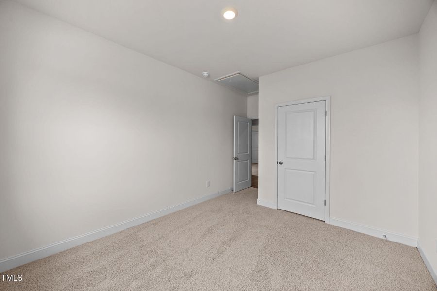 21-web-or-mls-BLS_0057