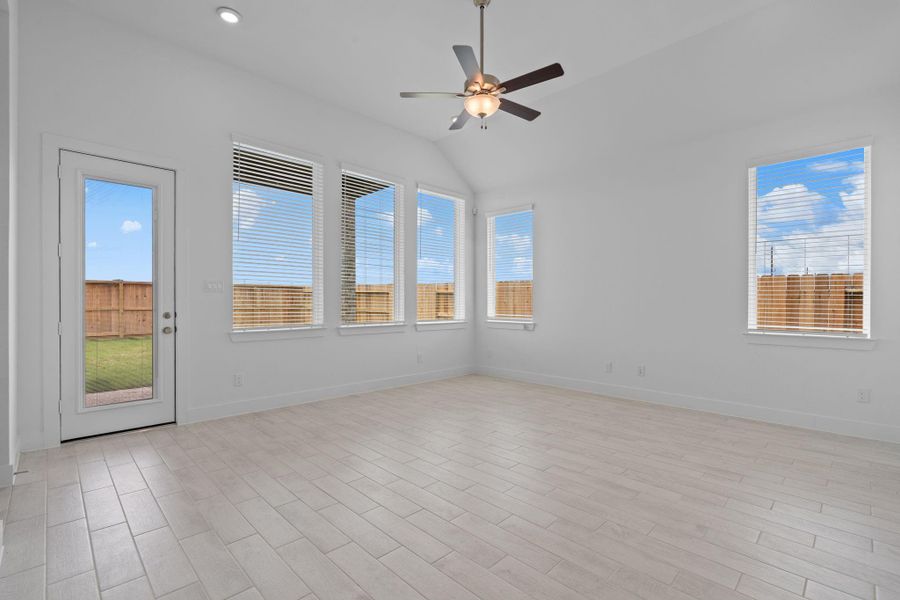 Spacious, unfurnished interior of a new home in Attwater, Waller (Image 30). Spacious, unfurnished interior of a new home in Attwater, Waller (Image 30).