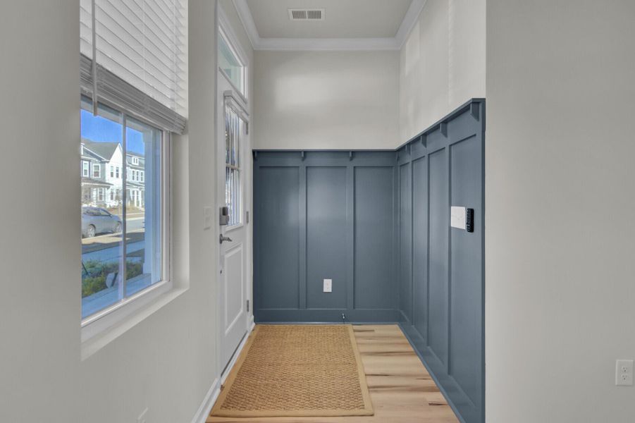 Spacious, unfurnished interior of a new home in , Summerville (Image 22).