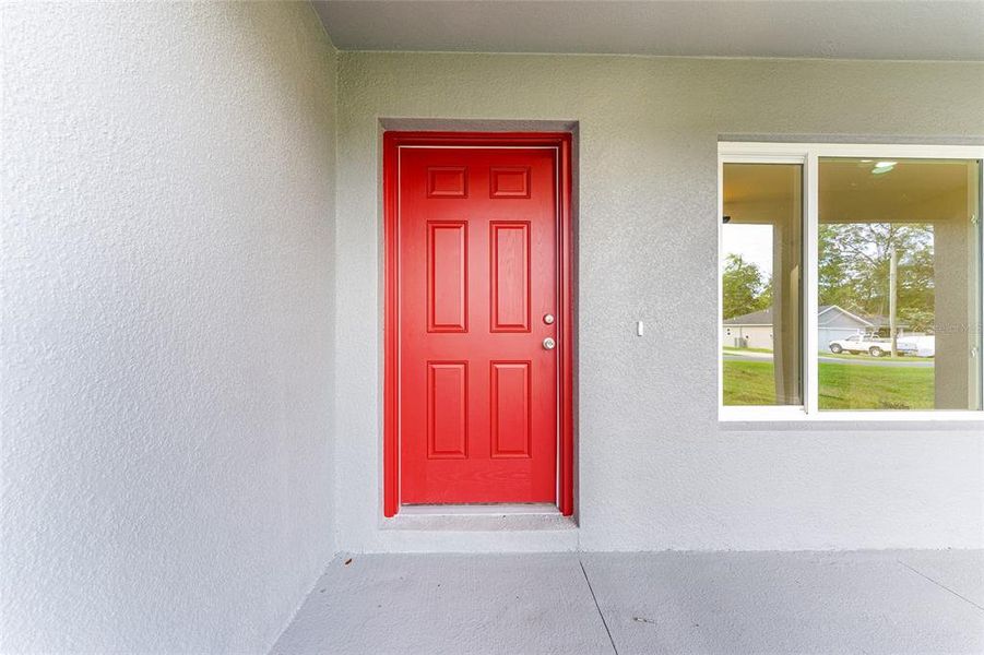 Exterior details and patio area of a home in , Ocklawaha (Image 29).