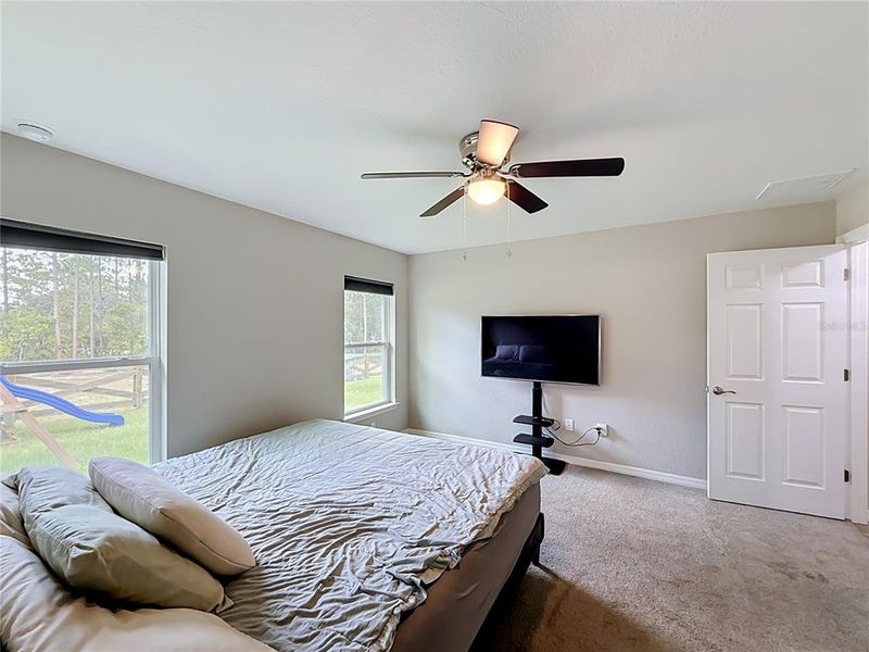 Furnished interior view inside a new home in , Dunnellon (Image 40).