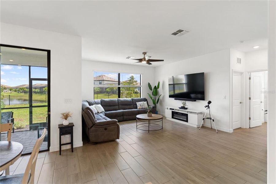 Furnished interior view inside a new home in , Lakewood Ranch (Image 27). Furnished interior view inside a new home in , Lakewood Ranch (Image 27).