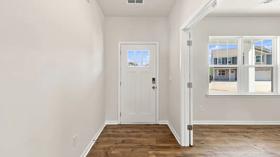 Spacious, unfurnished interior of a new home in Woodglen, Piedmont (Image 20). Spacious, unfurnished interior of a new home in Woodglen, Piedmont (Image 20).