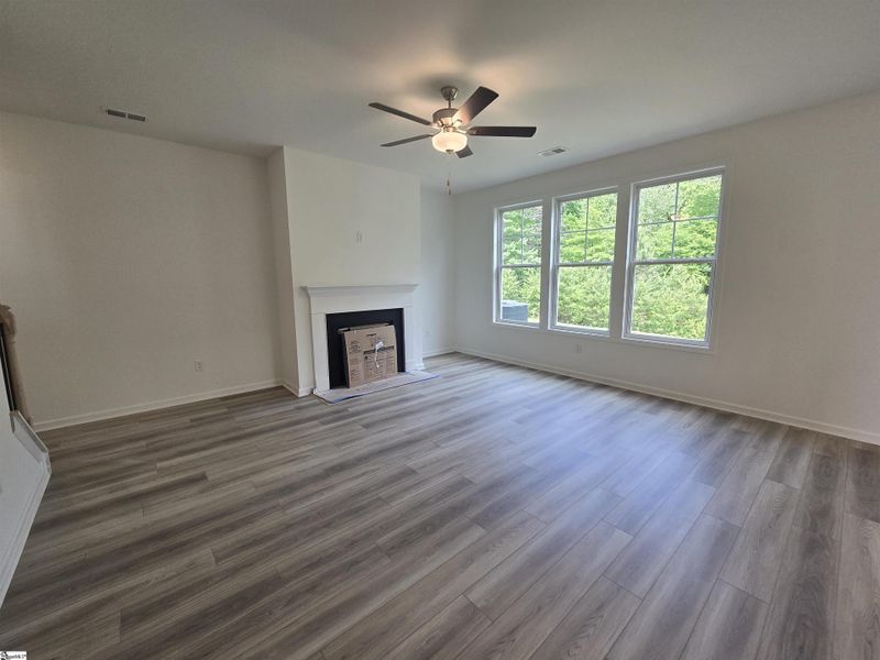 Spacious, unfurnished interior of a new home in Shiloh Trail, Wellford (Image 14). Spacious, unfurnished interior of a new home in Shiloh Trail, Wellford (Image 14).
