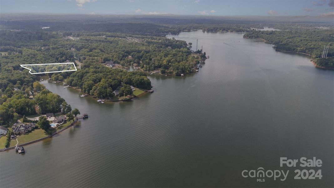 Aerial view of the lot from the lake