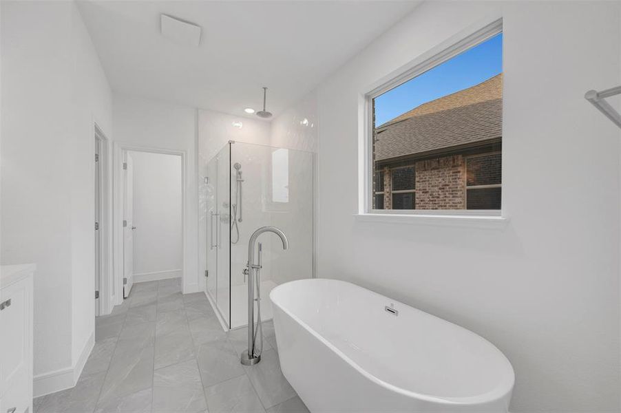 Furnished interior view inside a new home in Timberbrook, Justin (Image 12).